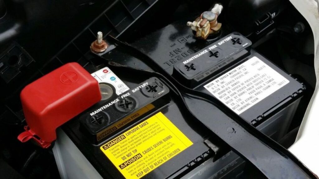 How to Know If Your Car Battery Needs to be Charged or Replaced