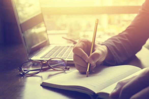 Learn the Reasons Why Students Should Opt for Essay Writing Services